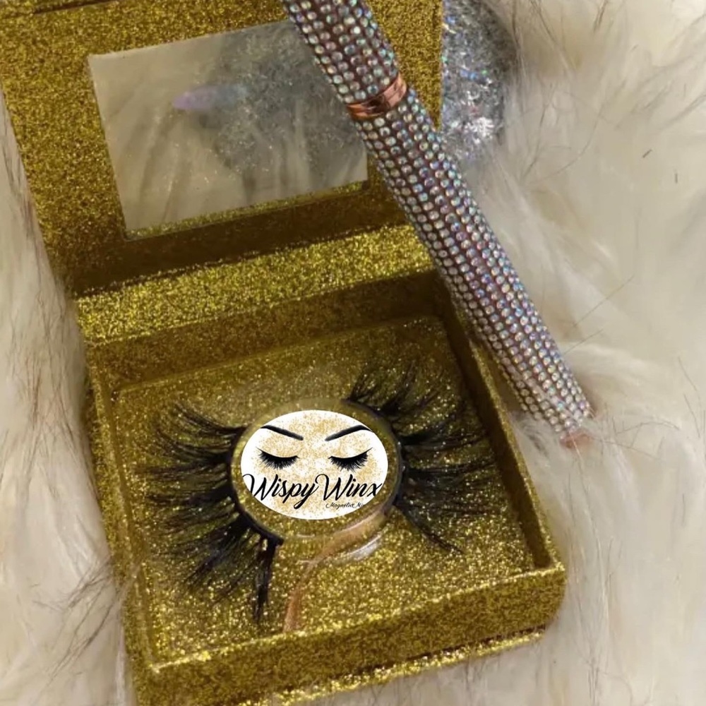 Wispy Winx Magnetic Eyelashes